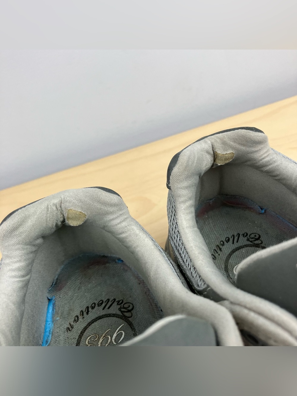 New Balance Men’s Size 9.5 2E Wide 993 Gray White Suede Athletic Running Shoes - Picture 10 of 11